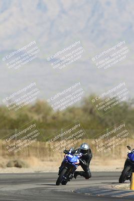 media/Oct-30-2025-Racers Edge (Thu) [[dabbdaf680]]/3-B Group/Session 2 Turn 2/